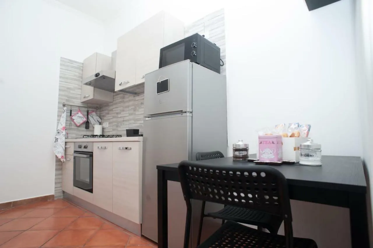 Simpa Apartment Неаполь